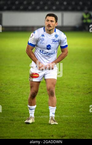 Swansea, pays de Galles. 12 décembre 2020. Thomas Fortunel de Castres Olympique lors du match préliminaire de la coupe européenne de rugby à XV entre Ospreys et Castres Olympique au Liberty Stadium de Swansea, pays de Galles, Royaume-Uni, le 12 décembre 2020. Les stades sportifs du Royaume-Uni restent soumis à des restrictions strictes en raison de la pandémie du coronavirus, car les lois de distanciation sociale du gouvernement interdisent aux fans à l'intérieur des lieux, ce qui entraîne des matchs à huis clos. Crédit : Duncan Thomas/Majestic Media/Alay Live News. Banque D'Images