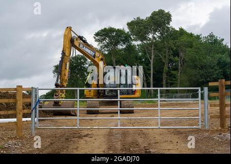 Aylesbury Vale, Buckinghamshire, Royaume-Uni. 28 juillet 2021. Le composé HS2 à Jones Hill Wood. HS2 a abattu un grand nombre de hêtres dans le bois, ce qui est censé avoir été l'inspiration pour l'auteur local des enfants Roald Dahl pour son livre le fantastique M. Fox. Crédit : Maureen McLean/Alay Banque D'Images