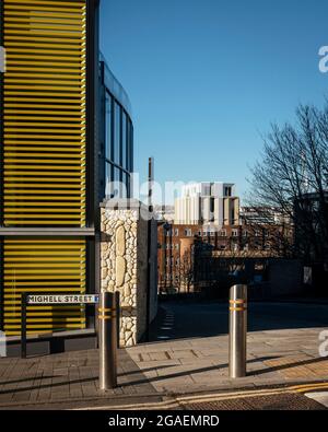 Projet de la rue Circus en contexte, vue de la rue Mighell. Circus Street, Brighton et Hove, Royaume-Uni. Architecte: Shedkm, 2021. Banque D'Images