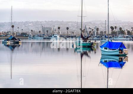 Magnifique matin de juin à Mission Bay. San Diego, Californie, États-Unis. Banque D'Images