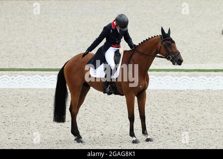 Tokyo, Japon. 31 juillet 2021. Sports équestres/Evesting: Olympique, préliminaire, individuel, dressage, Baji Koen Equestrian Park. Tom McEwen de Grande-Bretagne sur Toledo de Kerser en action. Credit: Friso Gentsch/dpa/Alay Live News Banque D'Images