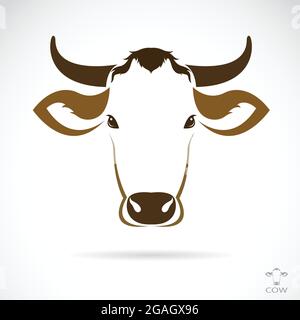 Image vectorielle d'une tête de vache sur fond blanc Illustration de Vecteur