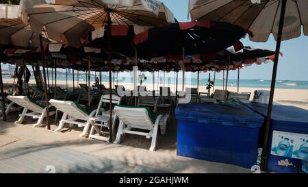 Pattaya Beach Thaïlande pendant une très courte réouverture Banque D'Images