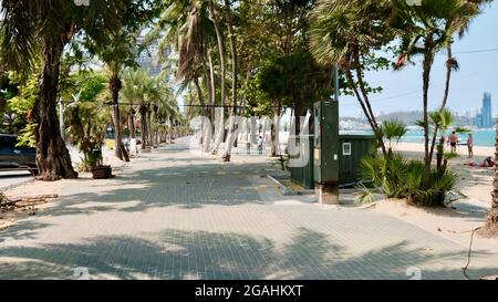 Pattaya Beach Thaïlande pendant une très courte réouverture Banque D'Images