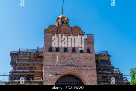 Vue sur l'église du Golden Gate dans le centre de Kiev, Ukraine Banque D'Images