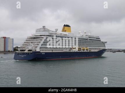 La SAGA a exploité L'ESPRIT DE DÉCOUVERTE du bateau de croisière dans le port Banque D'Images