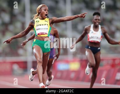 Tokyo, Japon. 31 juillet 2021. Elaine Thompson-Herah, de la Jamaïque, participe à la finale du 100m féminin aux Jeux Olympiques de Tokyo 2020 à Tokyo, au Japon, le 31 juillet 2021. Credit: Li Gang/Xinhua/Alay Live News Banque D'Images