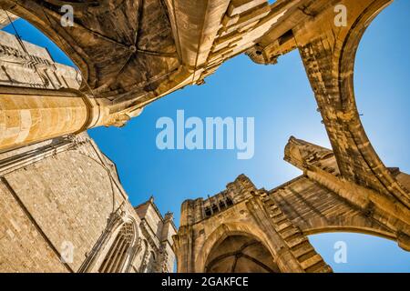 Section inachevée de la cathédrale Saint-Just-et-Saint-Pasteur, à Narbonne, département de l'Aude, région occitanie, France Banque D'Images