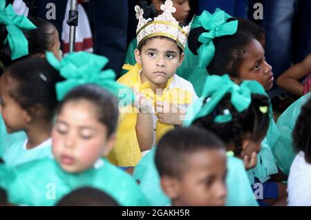 salvador, bahia, brésil - september10, 2015: Les enfants d'un centre public de garderie sont vus dans une salle de classe dans la ville de Salvador. Banque D'Images