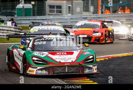 38 Barnicoat Ben (gbr), Wilkinson Oliver (gbr), Bell Rob (gbr), JOTA, McLaren 720 S GT3, action pendant les TotalEnergies 24 heures de Spa, 6e tour du Fanatec GT World Challenge Europe 2021 Powered by AWS, du 28 juillet au 1er août 2021 sur le circuit de Spa-Francorchamps, à Stavelot, Belgique - photo François Flamand / DPPI Banque D'Images