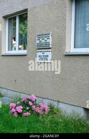 Plaques commémoratives de Billy Wilder et Ferruccio Busoni, Berlin Banque D'Images