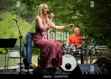 Madrid, Espagne. 31 juillet 2021. Le Quatuor NOA Lur se produit dans les jardins du Palais Royal de Madrid qui a été inclus dans le programme Jazz Palacio Real 2021. Crédit : SOPA Images Limited/Alamy Live News Banque D'Images