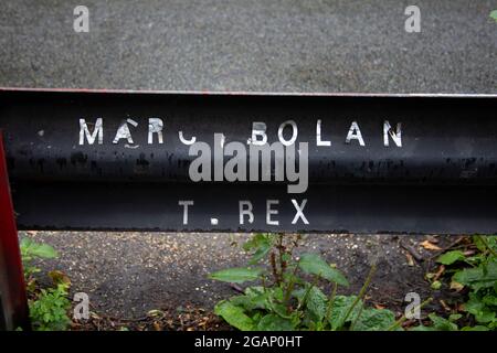 Marc Bolan's Rock Shrine - un monument commémoratif sur le site où il est décédé lors d'un accident de voiture à Barnes, Londres, le 16 septembre 1977, Royaume-Uni Banque D'Images