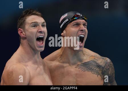 Tokio, Japon. 1er août 2021. Natation : Jeux Olympiques, hommes, 4 x 100 m, finale au Tokyo Aquatics Centre. L'équipe de relais des États-Unis avec Caeleb Dressel (r) et Ryan Murphy célèbrent l'or. Credit: Oliver Weiken/dpa/Alay Live News Banque D'Images