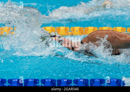 TOKYO, JAPON - JUILLET 28 : Ranomi Kromowidjojo des pays-Bas en compétition avec les femmes Freestyle de 100m pendant les Jeux Olympiques de Tokyo 2020 à l'Aqua de Tokyo Banque D'Images
