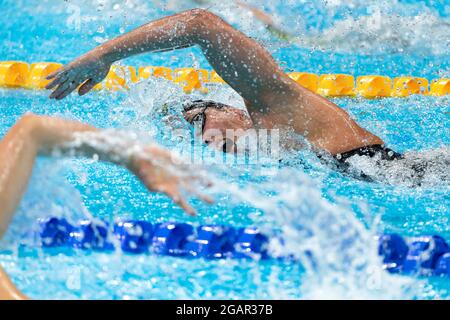 TOKYO, JAPON - JUILLET 28 : Ranomi Kromowidjojo des pays-Bas en compétition avec les femmes Freestyle de 100m pendant les Jeux Olympiques de Tokyo 2020 à l'Aqua de Tokyo Banque D'Images