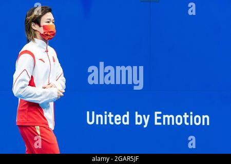 TOKYO, JAPON - JUILLET 31: Shi Tingmao de Chine en compétition pendant la PLONGÉE FÉMININE - 3 MÈTRES DE TREMPLIN SÉMINAL aux Jeux Olympiques de Tokyo 2020 à AQ Banque D'Images