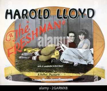 HAROLD LLOYD et JOBYNA RALSTON dans LE FRESHMAN (1925), dirigé par FRED NEWMEYER. Crédit : PATHE / Album Banque D'Images