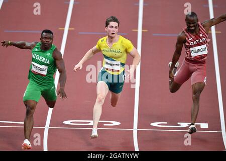 Tokyo, Japon. Crédit: MATSUO. 1er août 2021. ADEGOKE Enoch (NGR), BROWNING Rohan (AUS), OGUNODE Femi (QAT) Athlétisme : semi-finale de 100m masculin pendant les Jeux Olympiques de Tokyo 2020 au Stade National de Tokyo, Japon. Credit: MATSUO .K/AFLO SPORT/Alay Live News Banque D'Images