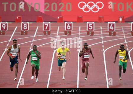 Tokyo, Japon. Crédit: MATSUO. 1er août 2021. HUGHES Zharnel (GBR), ADEGOKE Enoch (NGR), BROWNING Rohan (AUS), OGUNODE Femi (QAT), SEVILLE oblique (JAM) Athlétisme : semi-finale de 100m masculin pendant les Jeux Olympiques de Tokyo 2020 au Stade National de Tokyo, Japon. Credit: MATSUO .K/AFLO SPORT/Alay Live News Banque D'Images