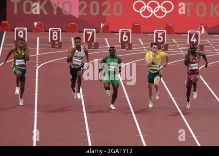 Shaun Maswanganyi (RSA), Zharnel Hugues (GBR), Enoch Adegoke (NGR) Rohan Browning (AUS), Femi Ogunode (QAT), concoure sur la demi-finale masculine lors des Jeux Olympiques Tokyo 2020, Athlétisme, le 1er août 2021 au Stade olympique de Tokyo, au Japon - photo / DPPI / Yobeti Media / DPPI Banque D'Images