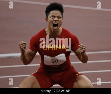 Le Bingtian su de Chine réagit après avoir gagné 100m de chaleur semifinale trois avec un temps de 9.83 au stade olympique pendant les Jeux olympiques d'été 2020 à Tokyo, Japon, le dimanche 1er août 2021. Photo par Tasos Katopodis/UPI Banque D'Images