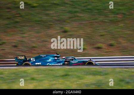 Budapest, Hongrie. 1er août 2021. 05 VETTEL Sebastian (ger), Aston Martin F1 AMR21, action pendant la Formule 1 Magyar Nagydij 2021, Grand Prix de Hongrie, 11e tour du Championnat du monde de Formule 1 2021 de la FIA du 30 juillet au 1er août 2021 sur la Hungaroring, à Mogyorod, près de Budapest, Hongrie - photo Xavi Bonilla/DPPI crédit: DPPI Media/Alamy Live News Banque D'Images