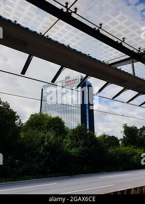 Vue sur un gratte-ciel à Mülheim Banque D'Images