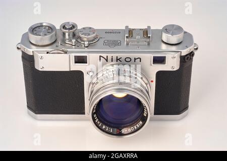 Nikon S rangefinder avec objectif 5cm (50mm) F1.4 SC, fabriqué par Nippon Kogaku, Japon, de 1951 à 1955. Banque D'Images