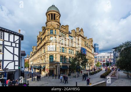 The Corn Exchange, un bâtiment historique classé Grade II à Exchange Square, Manchester, nord-ouest de l'Angleterre, Royaume-Uni Banque D'Images