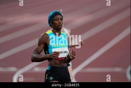 2 août 2021 : Shaunes Miller-Uibo des Bahamas pendant 200 mètres pour les femmes aux Jeux Olympiques de Tokyo, stade olympique de Tokyo, Tokyo, Japon}. Prix Kim/CSM Banque D'Images