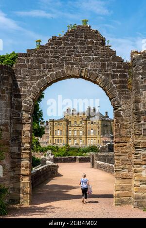 château de culzean, ayrshire, entrée de l'arcade, sites touristiques, visites, château écossais. Banque D'Images