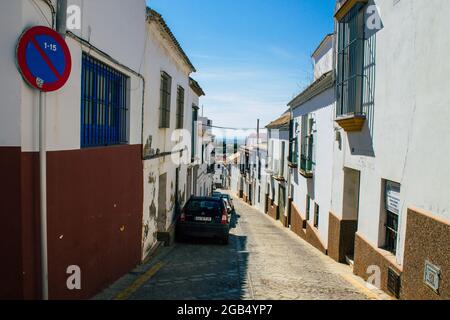 Carmona Espagne le 31 juillet 2021 Paysage urbain de Carmona appelé l'étoile lumineuse de l'Europe, la ville montre une disposition typique étroite et sinueuse arabe Banque D'Images