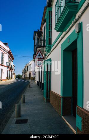 Carmona Espagne le 31 juillet 2021 Paysage urbain de Carmona appelé l'étoile lumineuse de l'Europe, la ville montre une disposition typique étroite et sinueuse arabe Banque D'Images