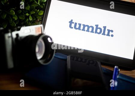 Pologne. 02 août 2021. Dans cette illustration, un logo Tumblr apparaît sur une tablette. (Photo de Mateusz Slodkowski/SOPA Images/Sipa USA) crédit: SIPA USA/Alay Live News Banque D'Images
