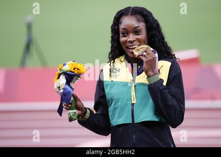 Elaine THOMPSON (JAM) lauréate de la médaille d'or lors des Jeux Olympiques Tokyo 2020, cérémonie de la médaille de 100m des femmes athlétiques le 1er août 2021 au stade olympique de Tokyo, Japon - photo Yuya Nagase / photo Kishimoto / DPPI Banque D'Images