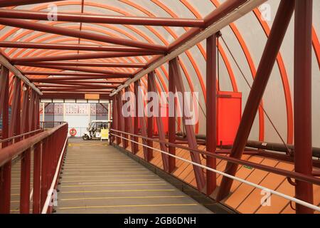 Woodside Birkenhead rivière Mersey ferry Banque D'Images
