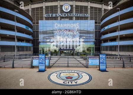 Colin Bell Stand entrée Etihad Stadium Sport City Complex Banque D'Images