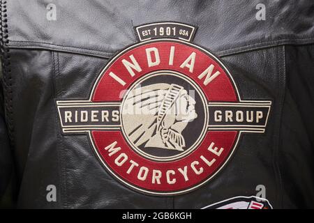 Veste en cuir avec logo brodé sur le dos de la marque indienne de motos américaine Banque D'Images