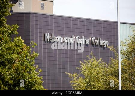 Paroisse civile du village de Barrowford, district de Pendle, Lancashire, Angleterre. Nelson et Colne College Banque D'Images