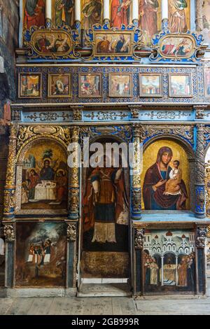 Belles peintures sur le site classé au patrimoine mondial de l'UNESCO l'église en bois Saint-Georges, Drohobych, Ukraine Banque D'Images