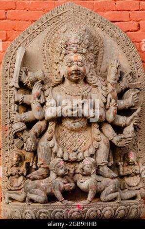 Bhaktapur et Katmandou 2013. Tremblement de terre pré-Népal. Maintenant lourdement endommagé et détruit Banque D'Images