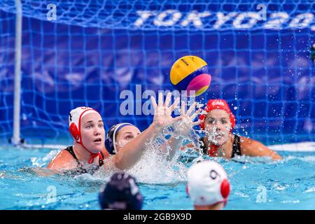 TOKYO, JAPON - AOÛT 3 : Emma Wright du Canada, Melissa Seidemann des États-Unis lors du match de quart-finale des femmes du tournoi olympique de water-polo de Tokyo 2020 entre le Canada et les États-Unis au Tatsumi Waterpolo Centre le 3 août 2021 à Tokyo, Japon (photo de Marcel ter Bals/Orange Pictures) crédit : Orange pics BV/Alay Live News Banque D'Images