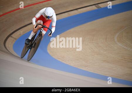 Izu, Japon. 02 août 2021. Cyclisme : Jeux Olympiques, cyclisme sur piste, sprint d'équipe, femmes, finale. Urszula Los de Pologne à Aktoin. Credit: Sebastian Gollnow/dpa/Alay Live News Banque D'Images