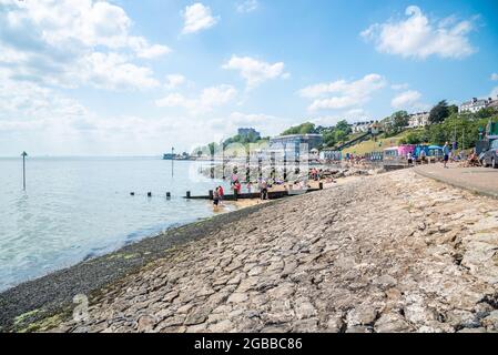 Three Shells Lagoon et vue vers Chalkwell, Southend on Sea, Essex, Angleterre, Royaume-Uni, Europe Banque D'Images