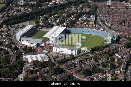Vue aérienne du stade Emerald Headingley (terrain de cricket de Headingley), Leeds Banque D'Images