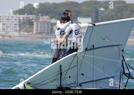 Kanagawa, Japon. 3 août 2021. Équipe Allemagne HEIL Erik et PLOESSEL Thomas (GER) voile : Homme Skiff - 49er - Médaille de la course pendant les Jeux Olympiques de Tokyo 2020 au port de plaisance d'Enoshima à Kanagawa, Japon . Credit: Kaoru Soehata/AFLO/Alay Live News Banque D'Images