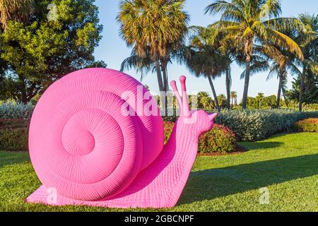 Miami Beach Florida, Dade Boulevard, Art Basel rose installation d'illustrations d'escargots, Banque D'Images