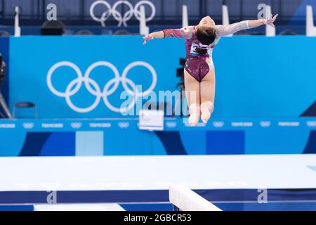 Tokyo, Japon, 03 août 2021 : Urara Ashikawa (357) du Japon se produit en faisceau lors de la finale de l'appareil des Jeux Olympiques de Tokyo en 2020 au Centre de gymnastique Ariake de Tokyo, au Japon. Daniel Lea/CSM} Banque D'Images