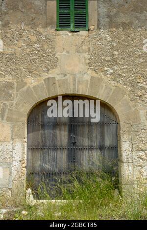 Façade d'une maison vieille d'un siècle, typique de Majorque Banque D'Images